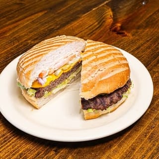 Classic Cheese Burger Tray